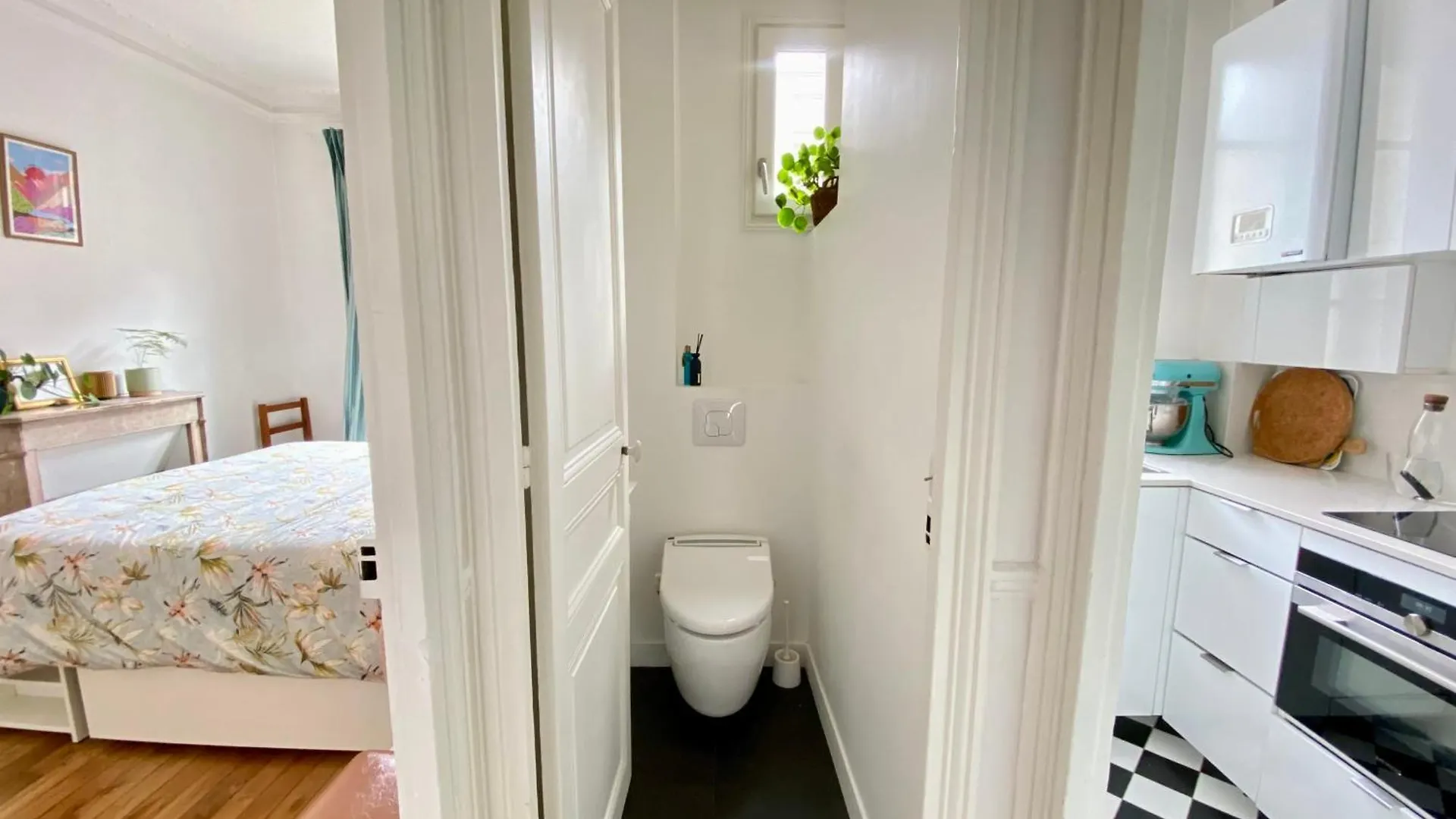 Splendid Apartment Near La Villette Paris